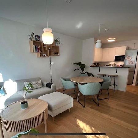 Naehe Messe: Zentrale Wohnung Mit Balkon Und Loggia フランクフルト エクステリア 写真